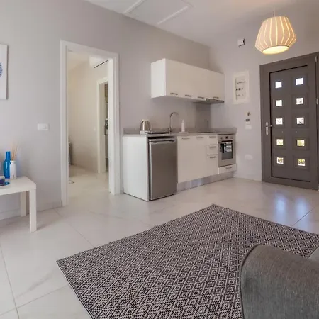 וילה Robola Mavrata