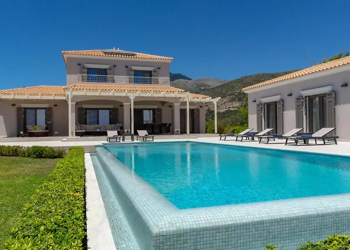 Robola Villa Mavrata